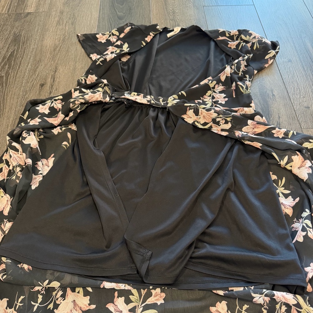 Ryan Michelle Floral Wrap Maxi Dress Black Pink Boho Chiffon Flutter Sleeve M - Picture 8 of 15